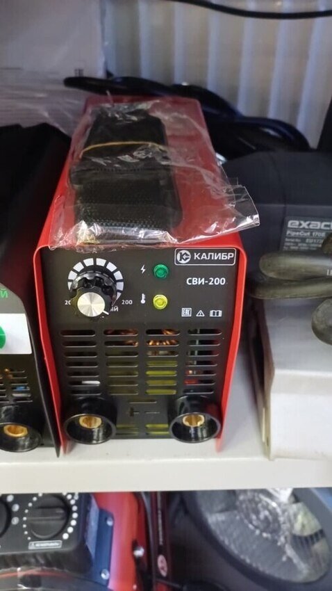 Сварочный аппарат Калибр инвертор